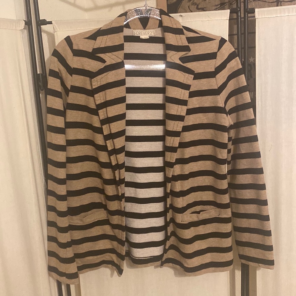 Forever 21 casual blazer, very soft!